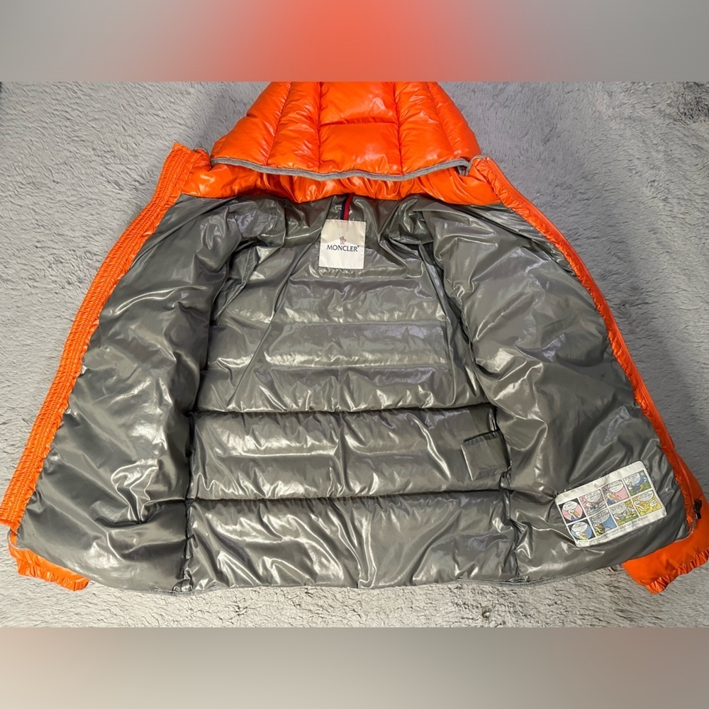 MONCLER kids puff jacket in orange - Picture 9 of 17